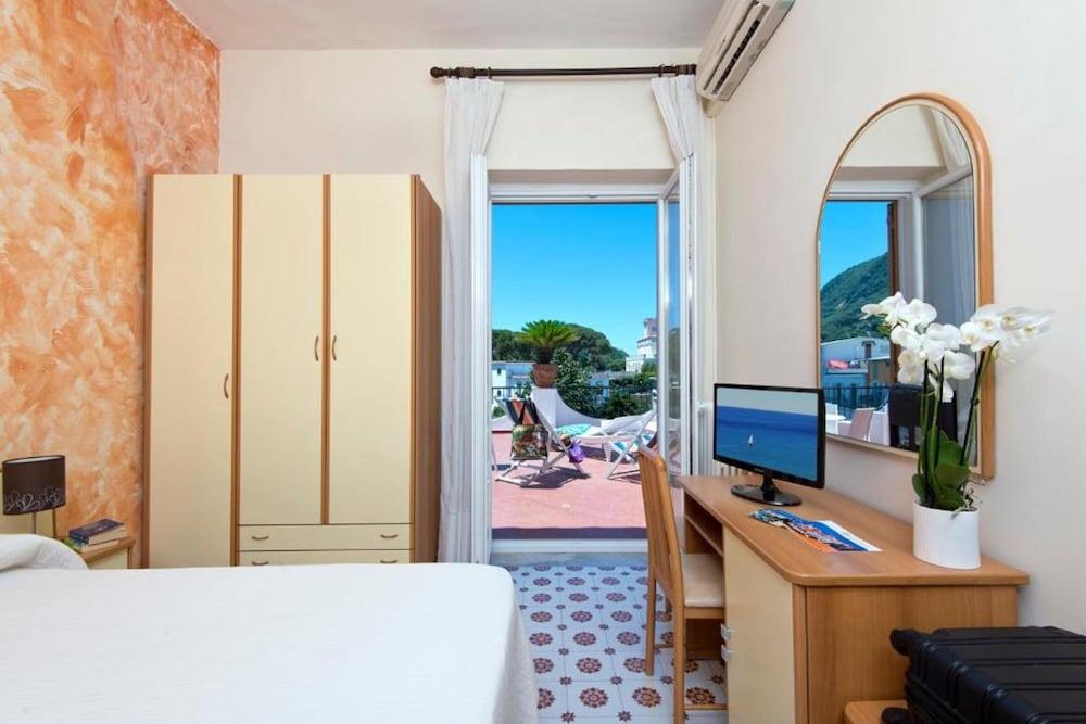 Hotel Casa Di Meglio Ischia Eksteriør bilde